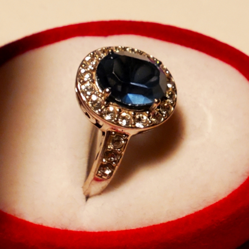 Gold plated sterling silver ring size 8